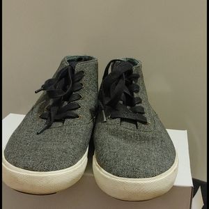 Men's casual shoe